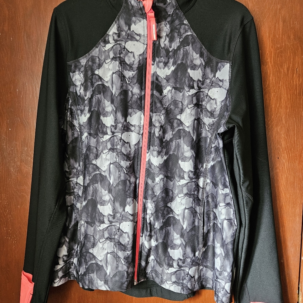 Stylish Comfy Mondetta Ladies Activewear Front Zip